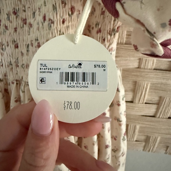 Altar’d State Tullabee Mother Daughter Matching Dresses - Picture 3 of 5